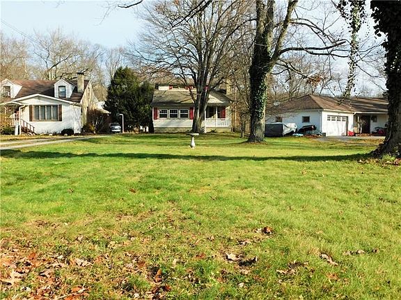 2nd image of 219 Country Club Dr