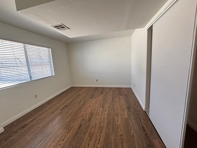 512 Chestnut Ave #3 — Photo 4