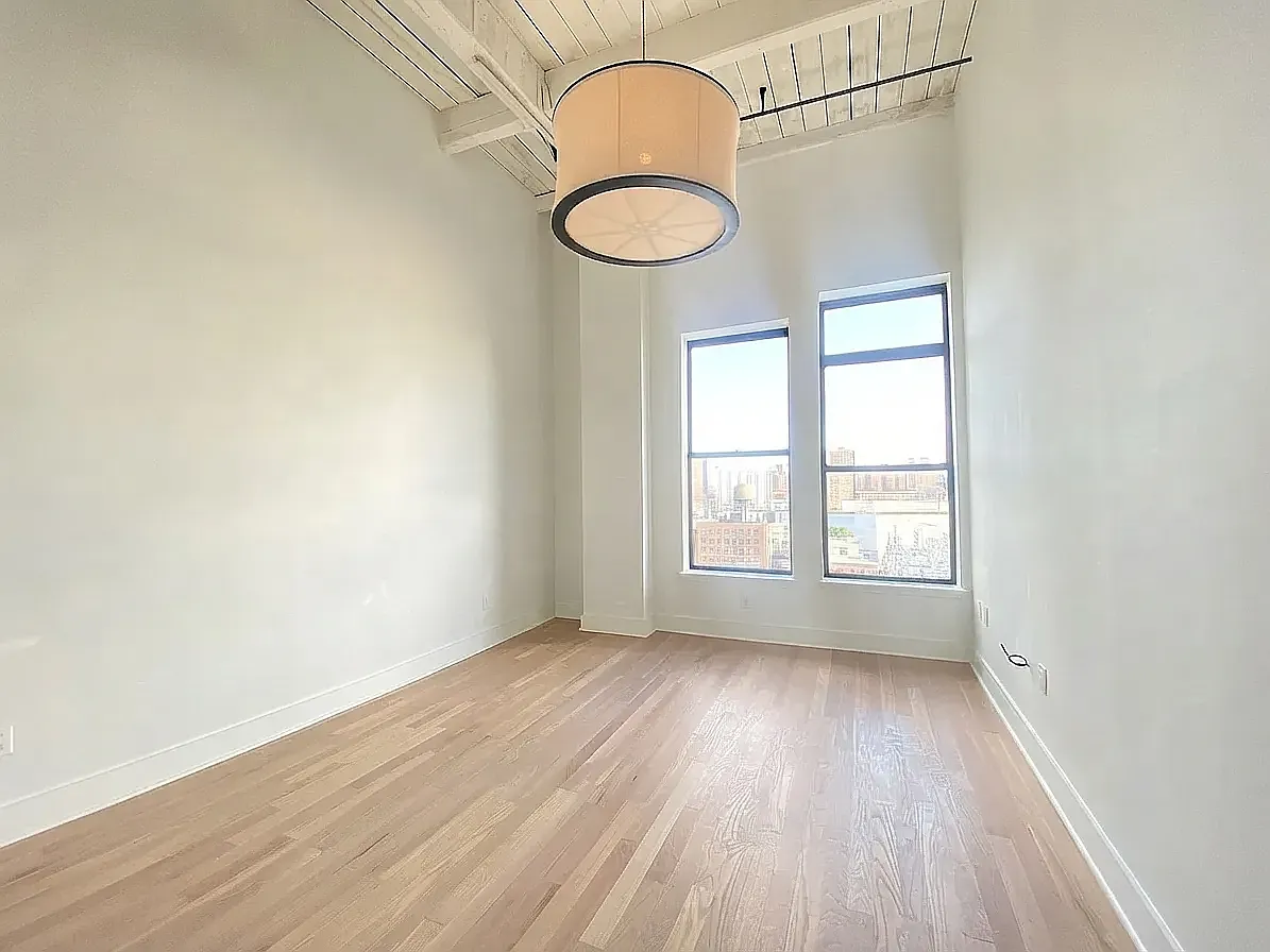 25 Jay Street — Photo 4
