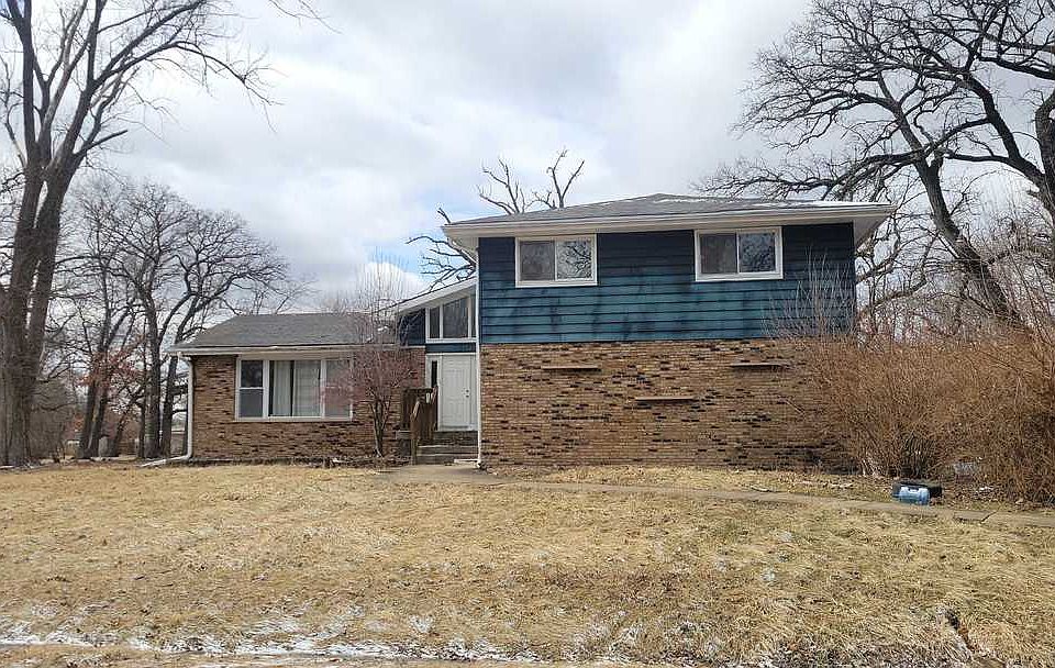 1st image of 24736 S Oak Ln