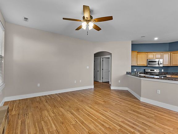 3rd image of 2041 Walden Blvd APT 206