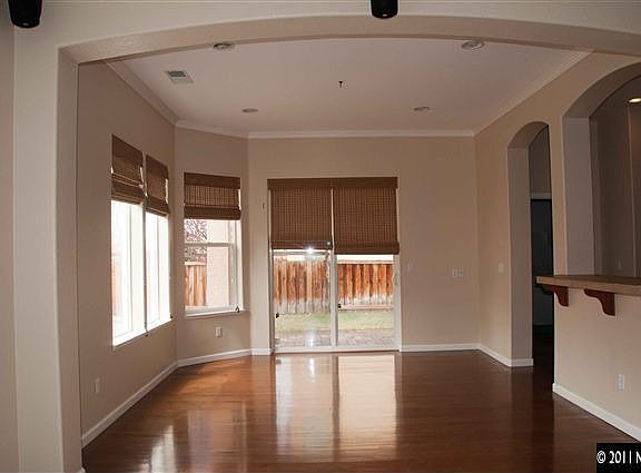 3rd image of 2881 Oxley Dr