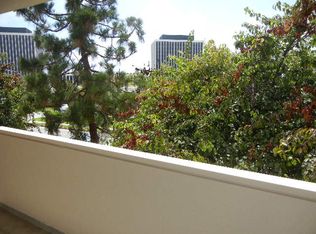 13210 Mindanao Way, Marina Del Rey, CA 90292