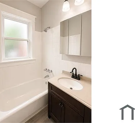 5335 Bancroft Ave #2W — Photo 9