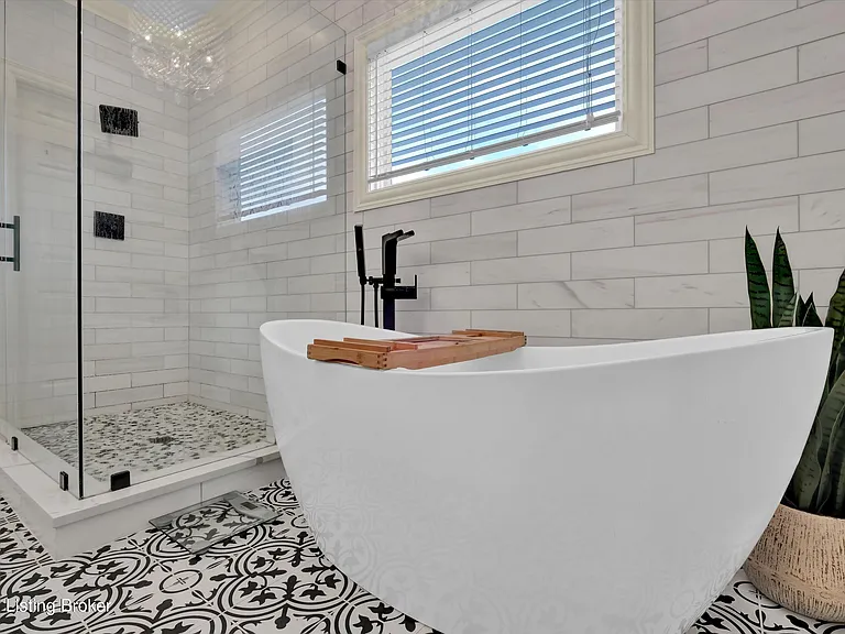 2603 Locust Hill Pl — Photo 29