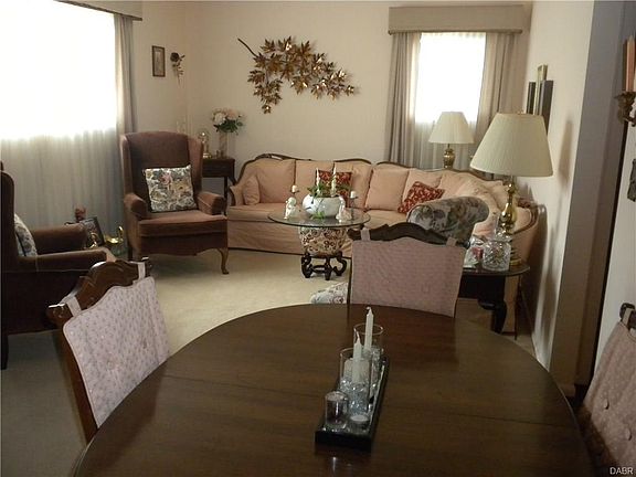 3rd image of 4982 Fortman Dr