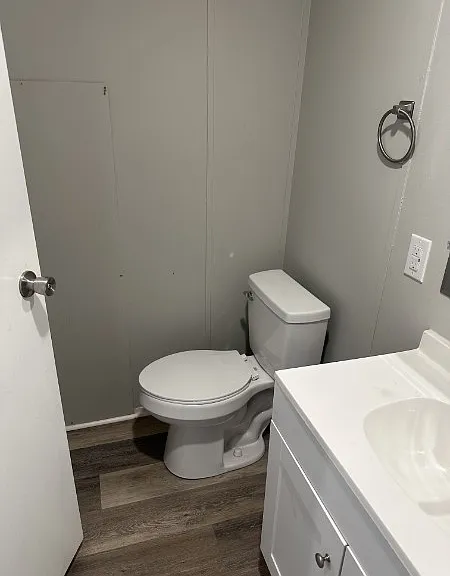 1221 N Valrico Rd — Photo 17