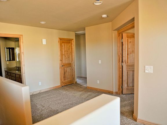 3rd image of 13038 E Primrose Ln