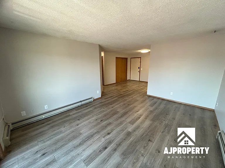 1312 E Keystone Dr #9 — Photo 5