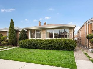 8754 S Euclid Ave, Chicago, IL 60617