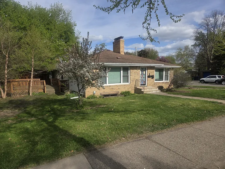 4153 Colfax Ave S #B — Photo 8
