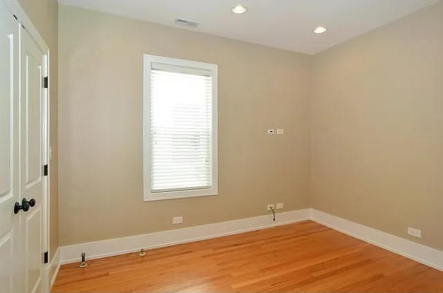 4219 N Leavitt St #2 — Photo 5