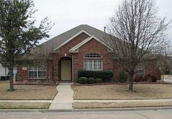 2nd image of 4911 Wood Lake Dr