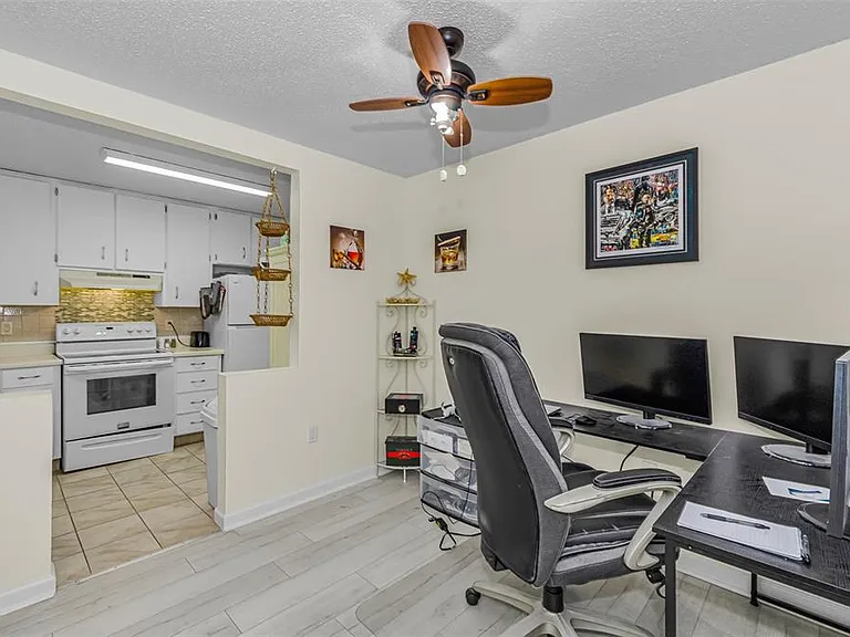 2700 Bayshore Blvd #3208 — Photo 25