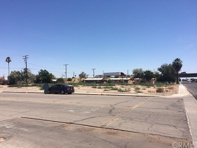 2nd image of 214 South Broadway