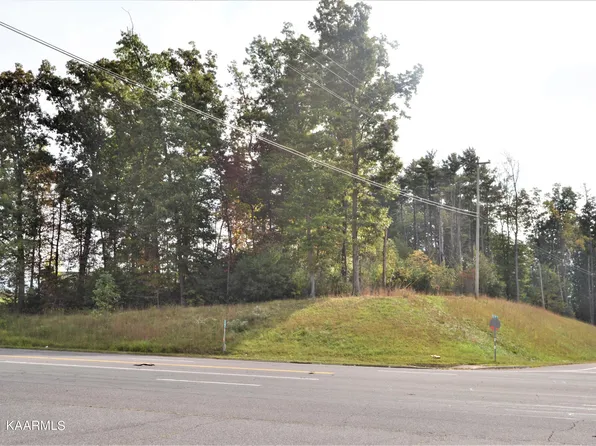 Foxfire Rd, Crossville, TN 38555