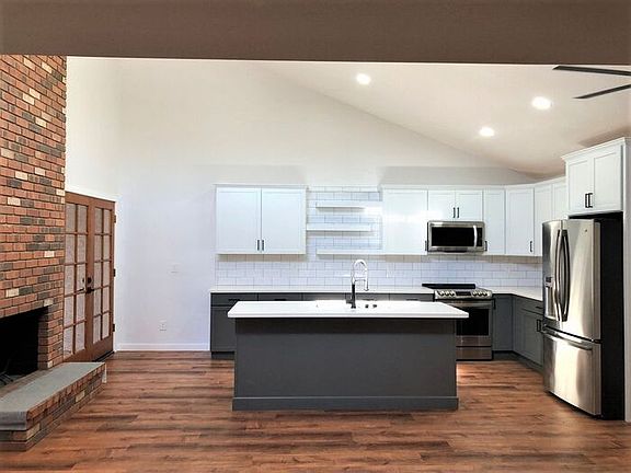 5th image of 9019 E Winchcomb Dr