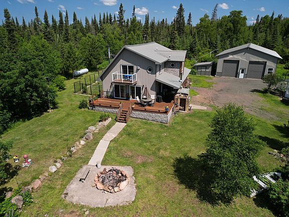 5th image of 1339 Tom Lake Rd