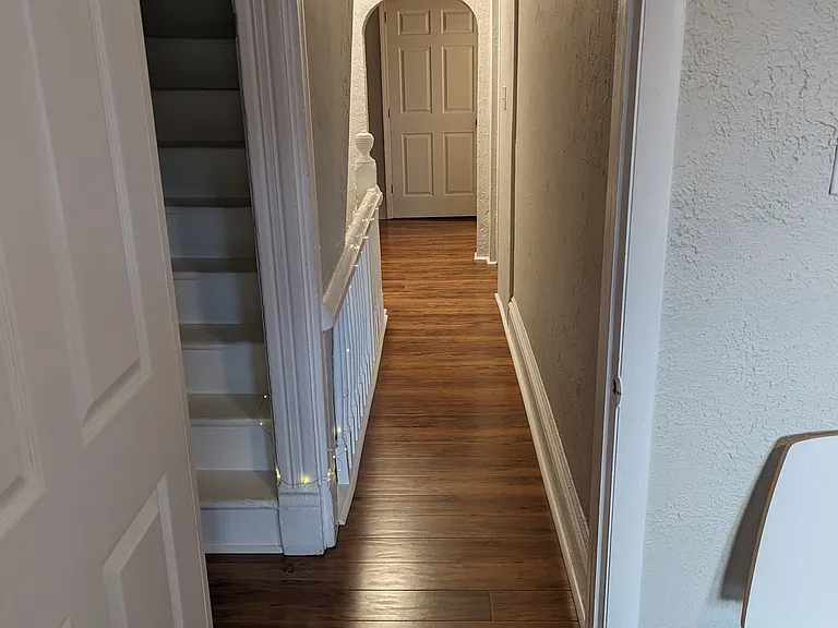 621 Kirtland St — Photo 49