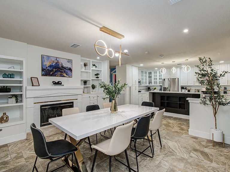 35 Alden Glen Dr — Photo 11