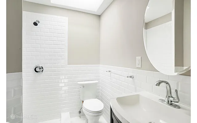 Rented by Douglas Elliman | media 7