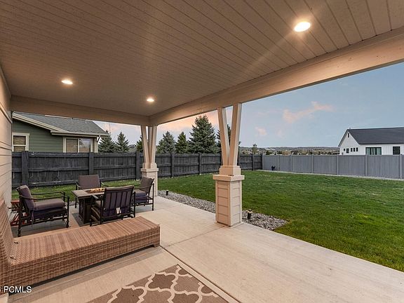 5th image of 7120 N Greenfield Dr