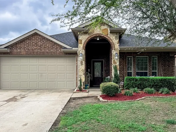 4003 Red Rock Dr, Heartland, TX 75126
