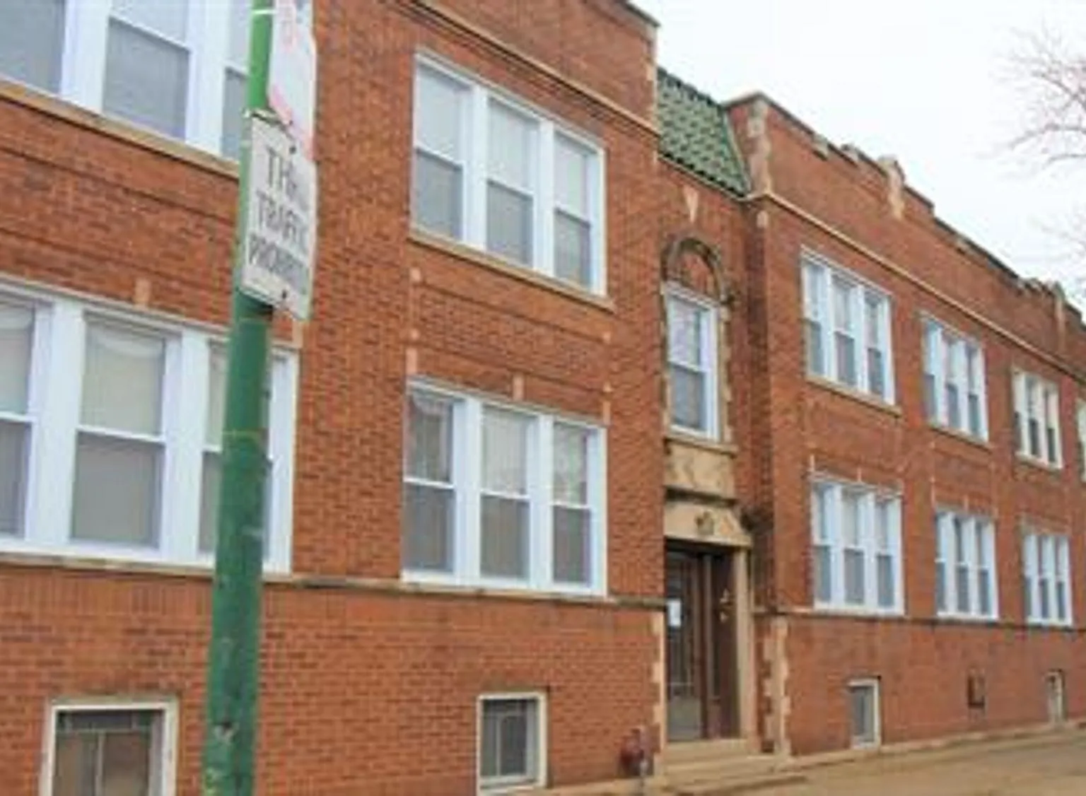 3135-45 N. Tripp — Photo 1