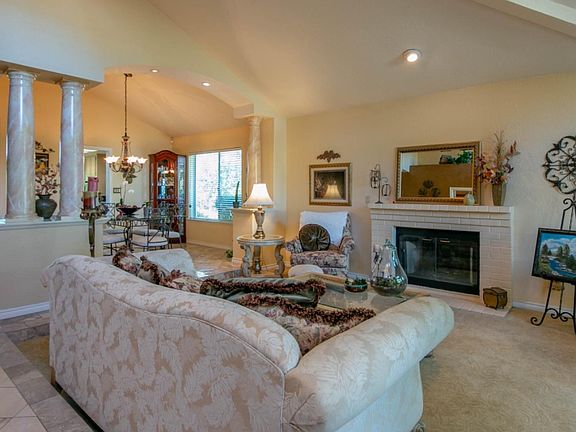 3rd image of 4111 Bancroft Dr
