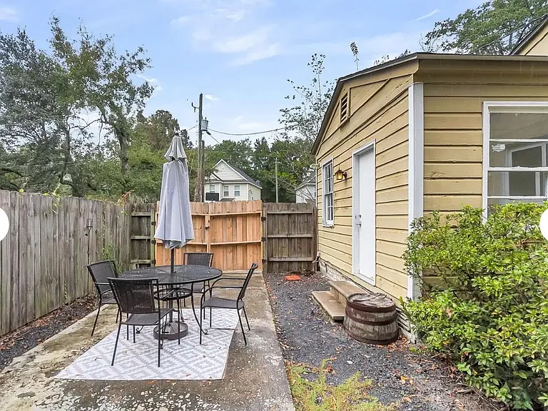 16 Oak Forest Dr — Photo 10
