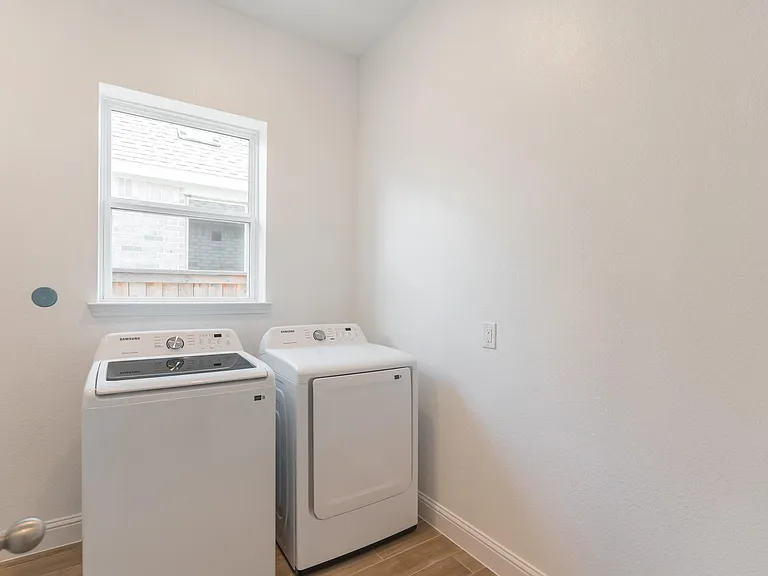11219 Tropical Forest Way — Photo 34