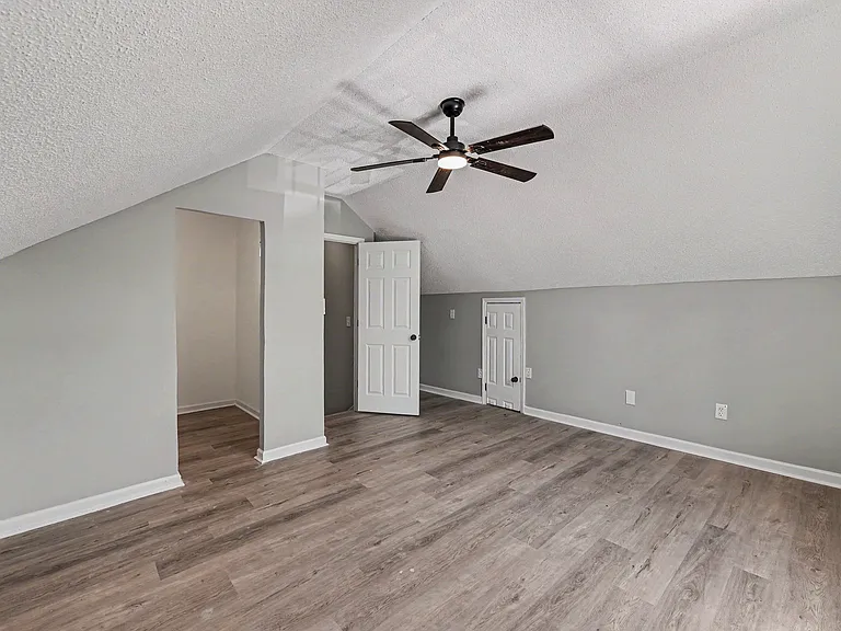 1854 Oleander Ct — Photo 19