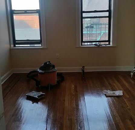 3rd image of 2526 44th St APT C5