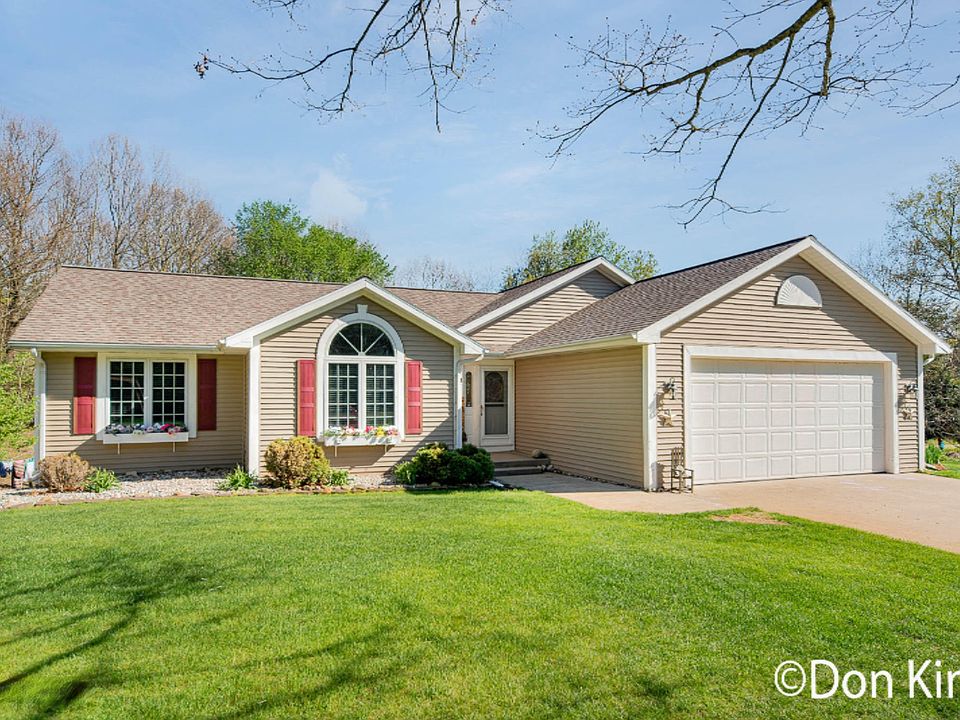 1st image of 9750 Vandyke Dr