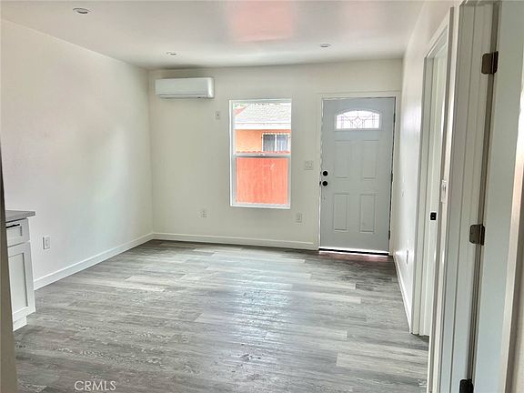 3rd image of 1128 1/2 E 102nd St #1/2