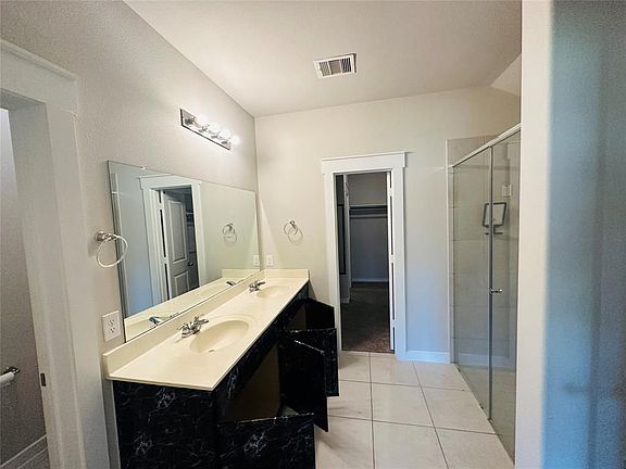 5th image of 15411 Royce Holly Dr