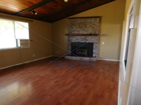 4th image of 501 NE Loper Ave