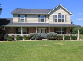 2320 Green Meadows Dr, Batavia, OH 45103
