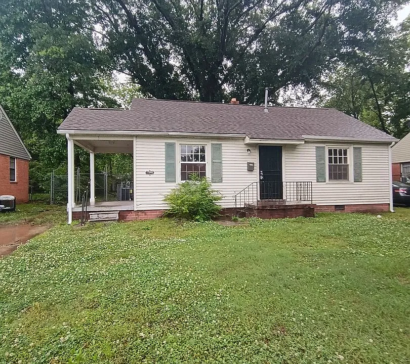 1240 Robin Hood Ln