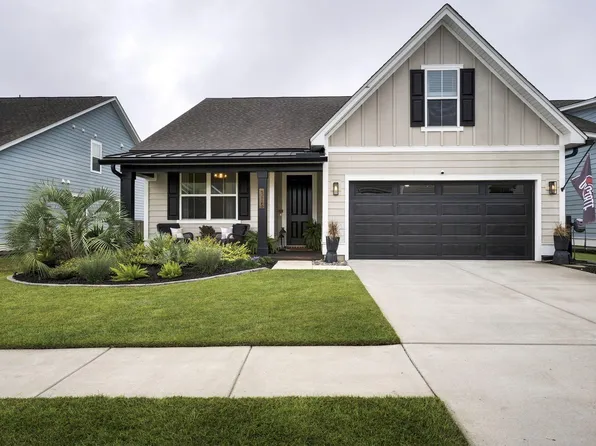 313 Hillman Trail Dr, Moncks Corner, SC 29461