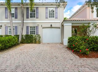 5409 Cove Cir, Naples, FL 34119
