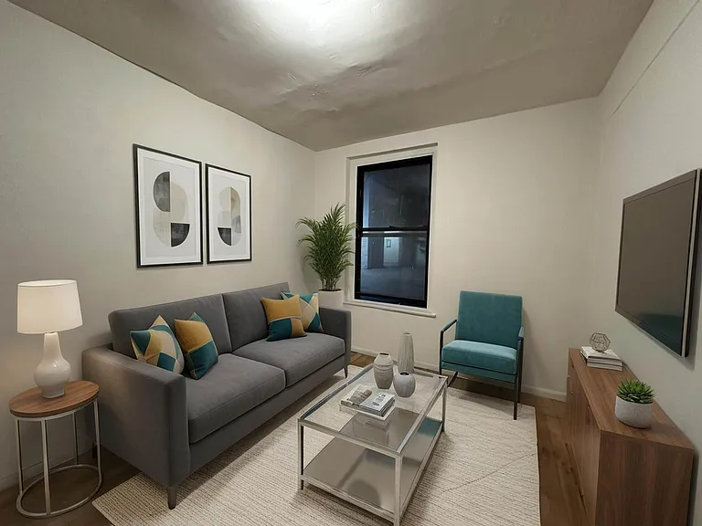 21-27 33rd St #1P — Photo 1