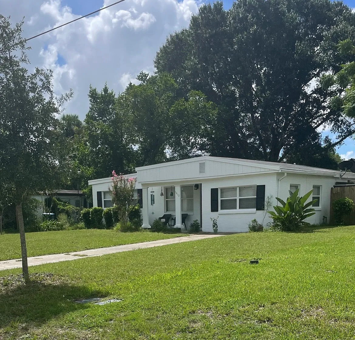 3 bed, 998 sqft, $2,200 — Photo 3