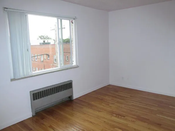 1042 N Pearl St, Denver, CO