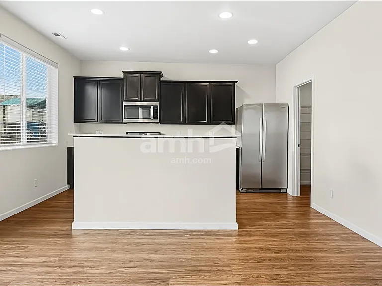 18960 112th Avenue Ct E — Photo 3