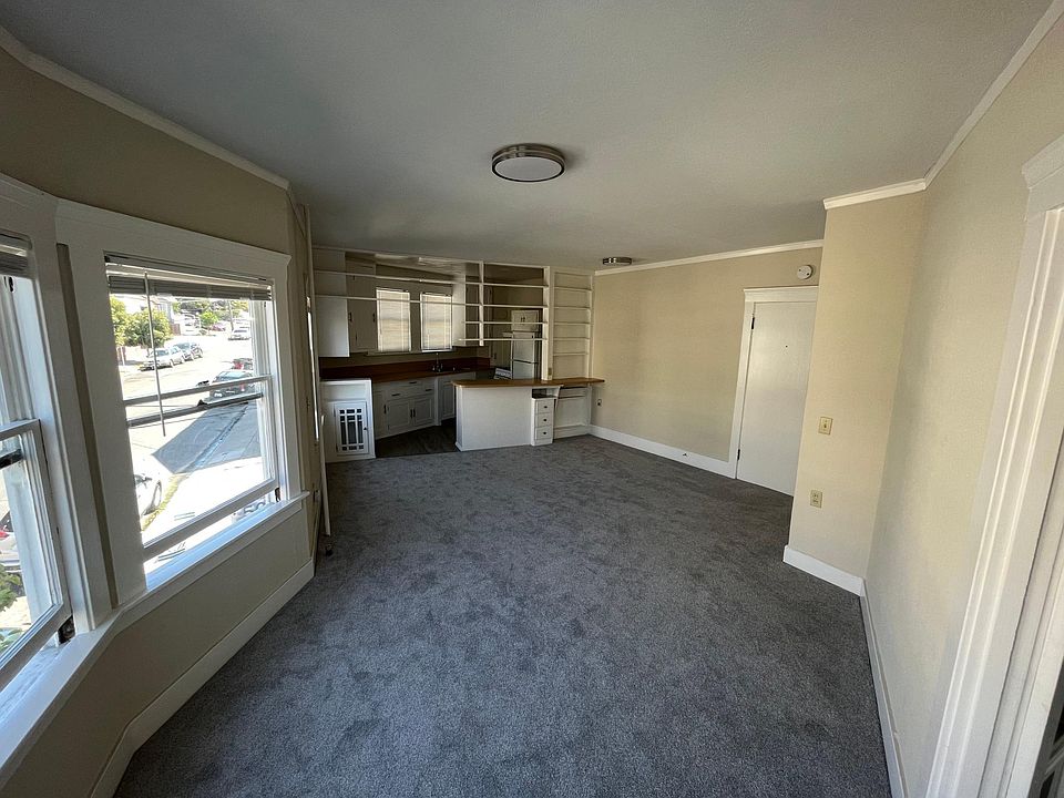 1st image of 600 Brooklyn Ave #3
