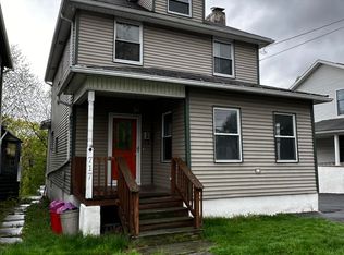 717 S Main St, Taylor, PA 18517