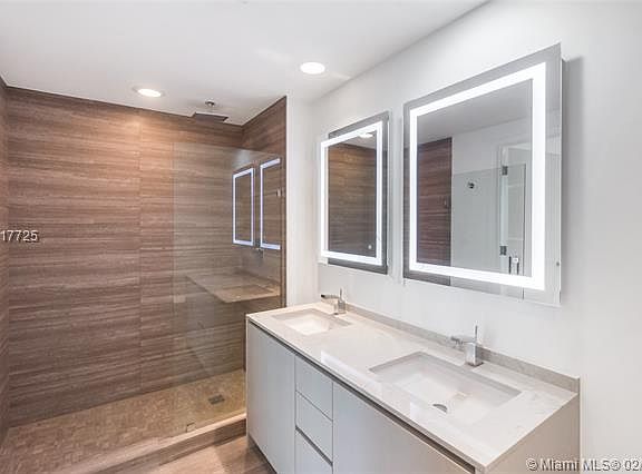 5th image of 1010 Brickell Ave Unit 3109