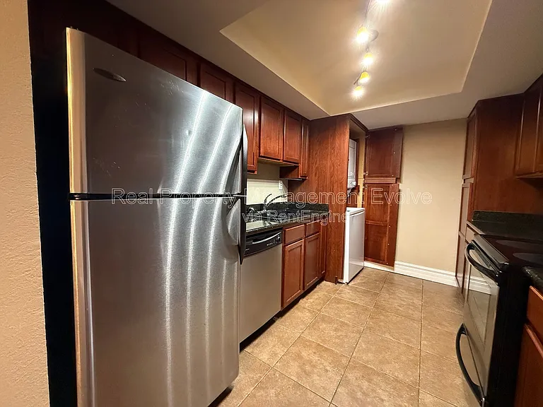 3825 E Camelback Rd #288 — Photo 4