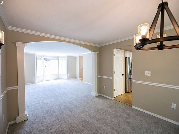 5th image of 2117 NE 151st Ct